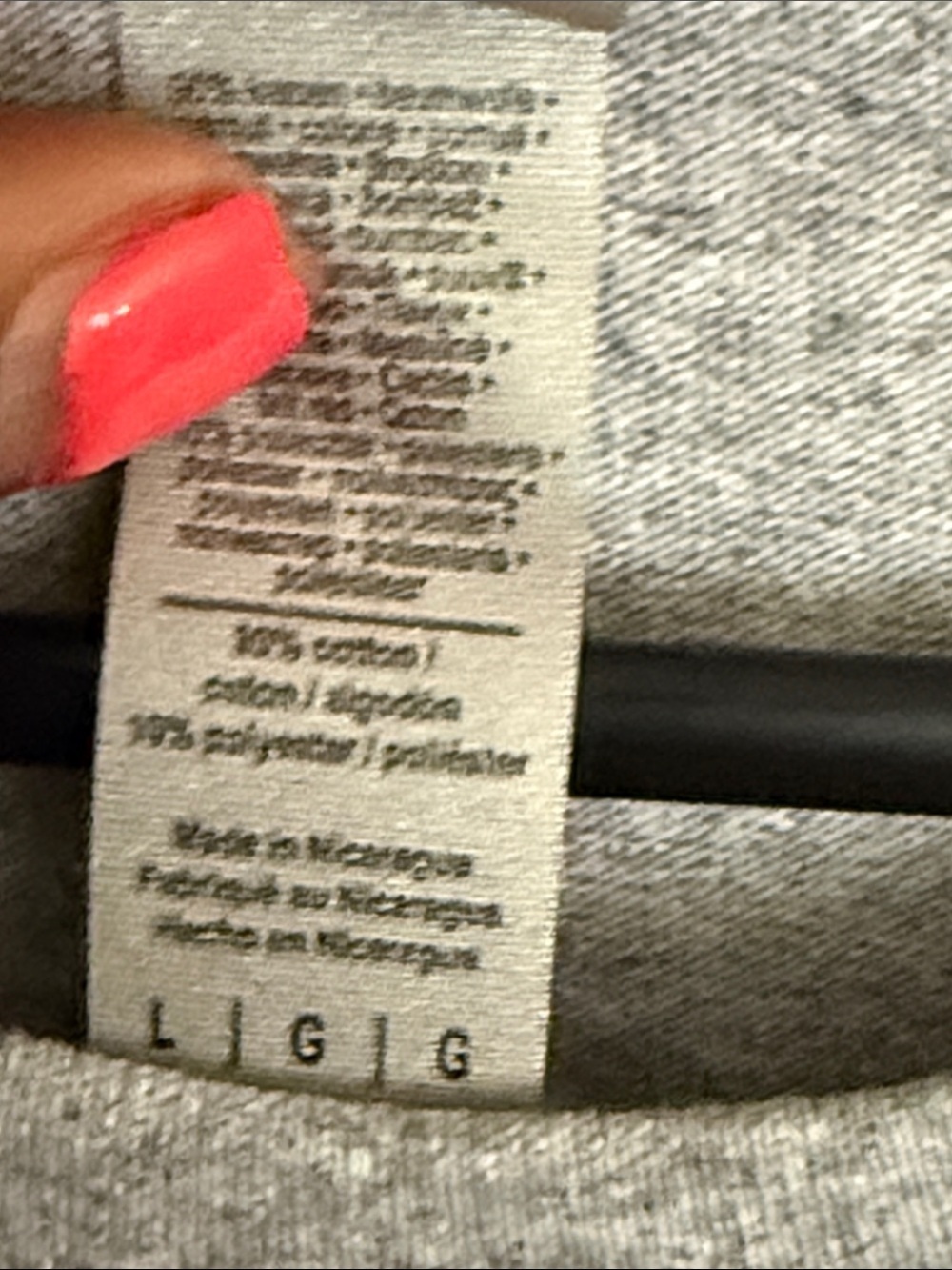 Gildan Gray Disney Friends Holiday Graphic Tee - Picture 3 of 7